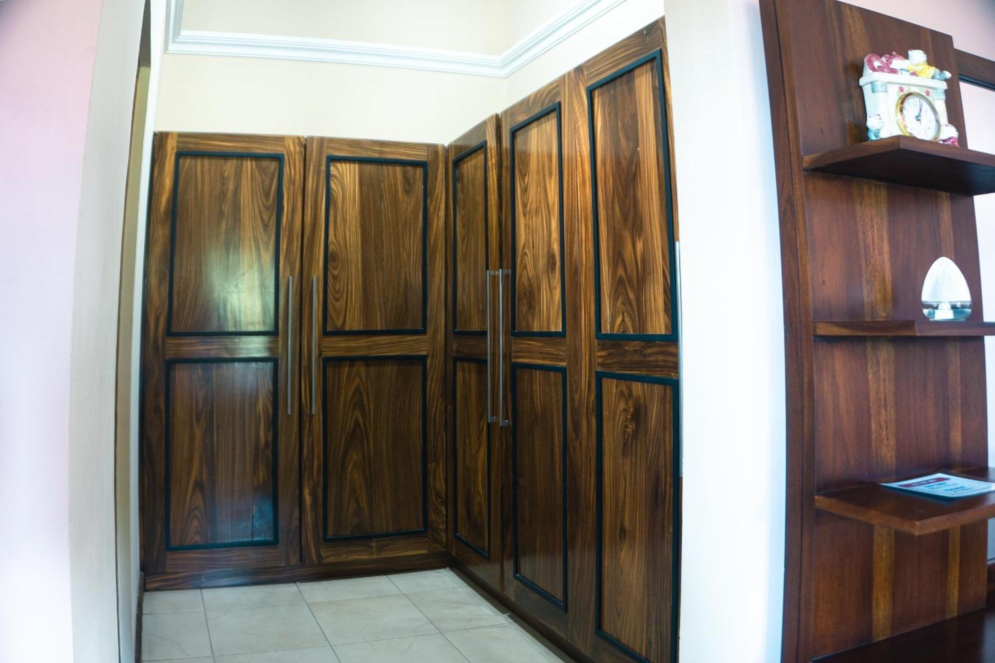 Bigcity Villa - Airport Transit Hotel คาตุนายากา ภายนอก รูปภาพ
