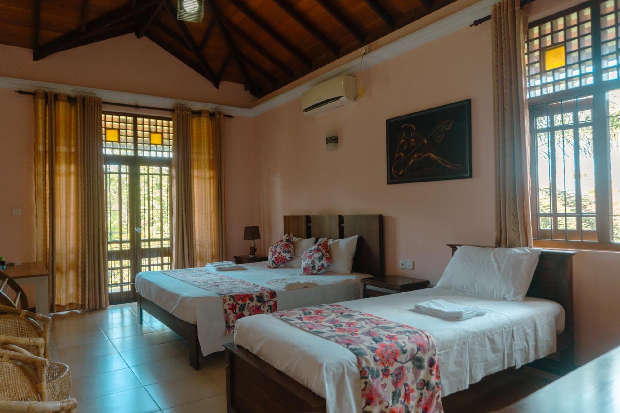 Bigcity Villa - Airport Transit Hotel คาตุนายากา ภายนอก รูปภาพ