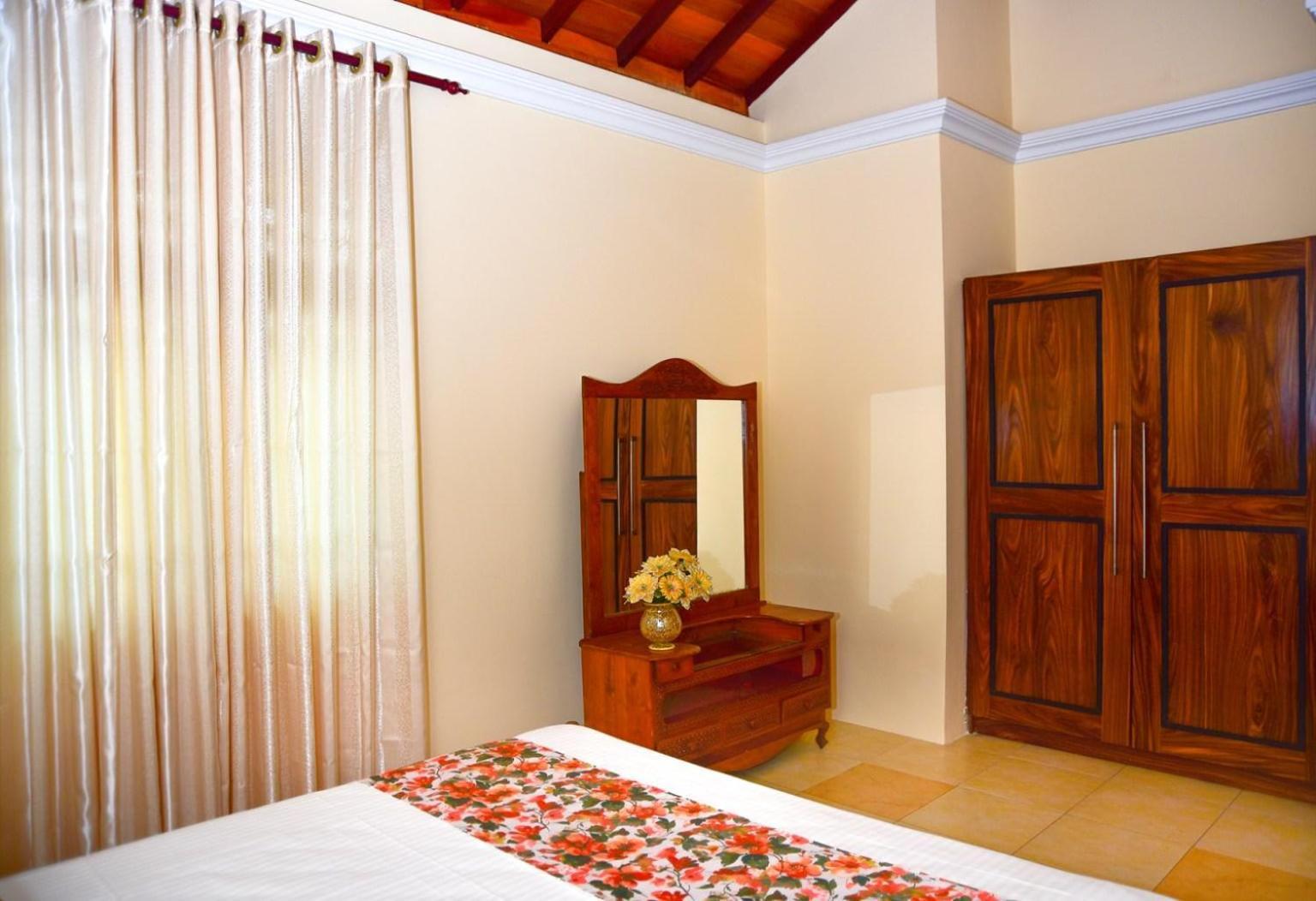 Bigcity Villa - Airport Transit Hotel คาตุนายากา ภายนอก รูปภาพ